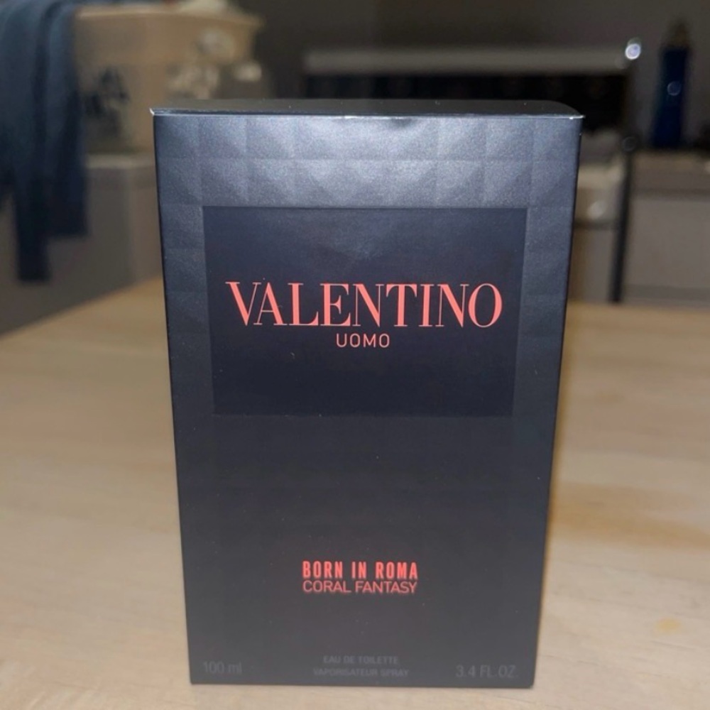 3.4 OZ Born in Roma Uomo Coral Fantasy Eau de Toilette - Picture 2 of 2